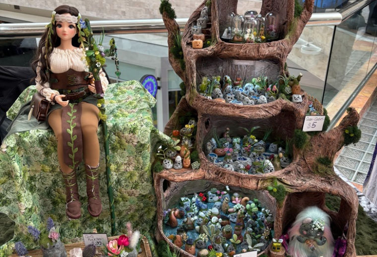 Crafty Atelier merchandise